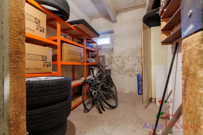 Prodej bytu 2+1, Ostrov, Masarykova, 51 m2