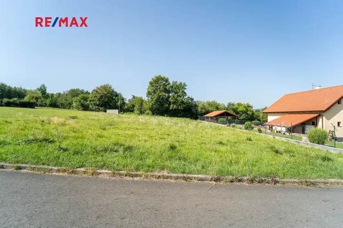 Prodej pozemku pro bydlení, Svinaře, 930 m2