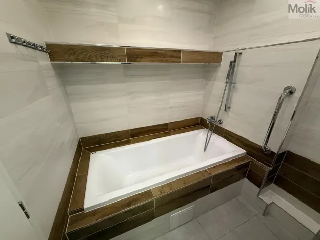 Pronájem bytu 1+kk, Teplice, U divadla, 38 m2