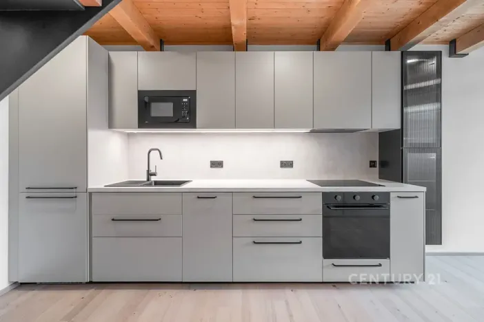 Pronájem bytu 3+kk, Praha - Vysočany, Kolbenova, 66 m2