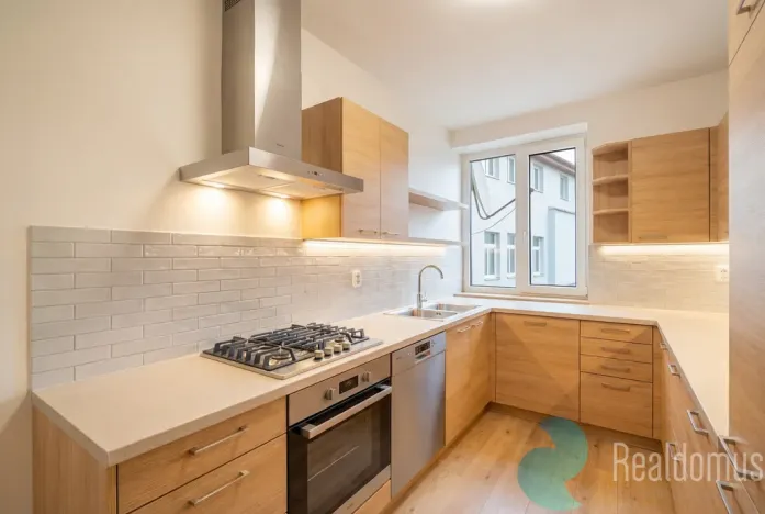 Prodej bytu 4+1, České Budějovice, Jírovcova, 135 m2