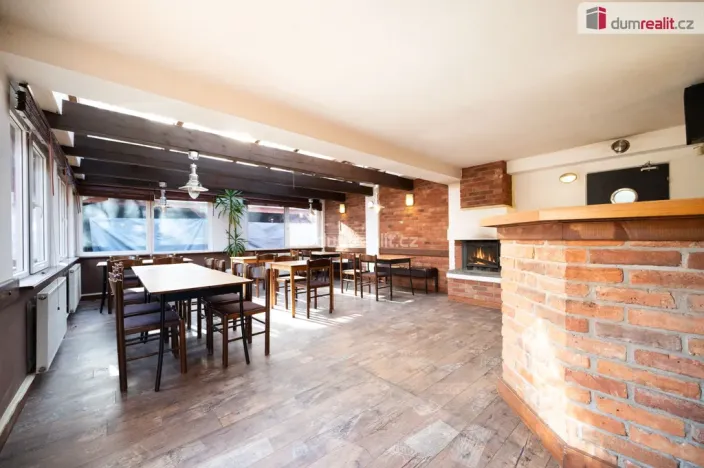 Prodej restaurace, Boršov nad Vltavou - Poříčí, Na Výši, 297 m2