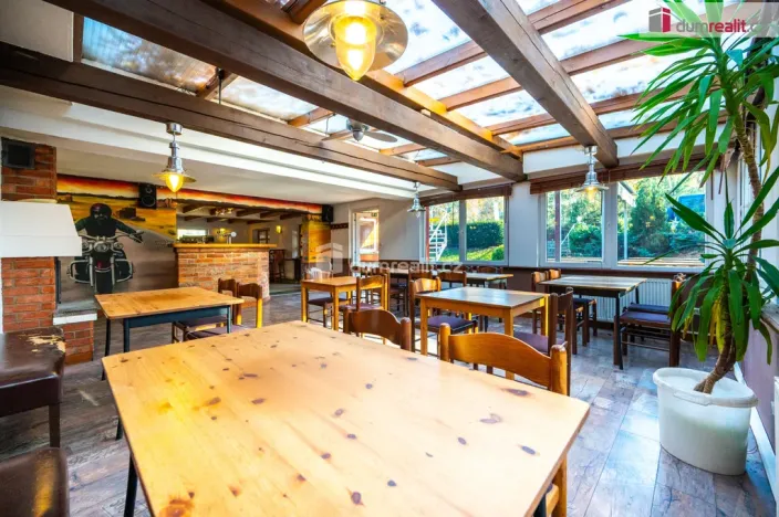 Prodej restaurace, Boršov nad Vltavou - Poříčí, Na Výši, 297 m2