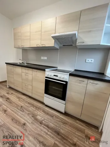 Pronájem bytu 3+1, Dvorce, Komenského, 76 m2