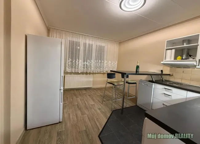 Pronájem bytu 2+kk, Praha - Zličín, Nedašovská, 40 m2