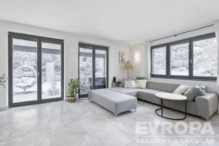 Prodej rodinného domu, Tuchoměřice, Pod Hájem, 205 m2