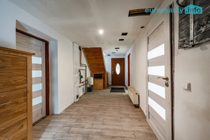 Prodej rodinného domu, Kraslice - Černá, 192 m2