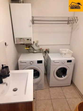 Prodej rodinného domu, Bílá Lhota - Hradečná, 250 m2