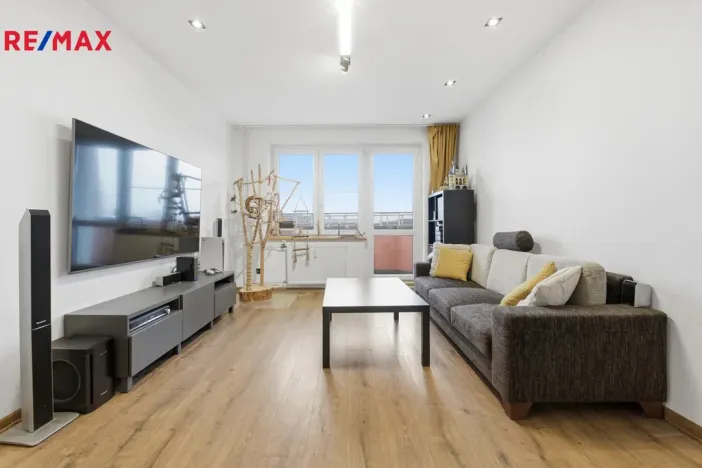 Prodej bytu 3+1, Otovice, K Panelárně, 83 m2