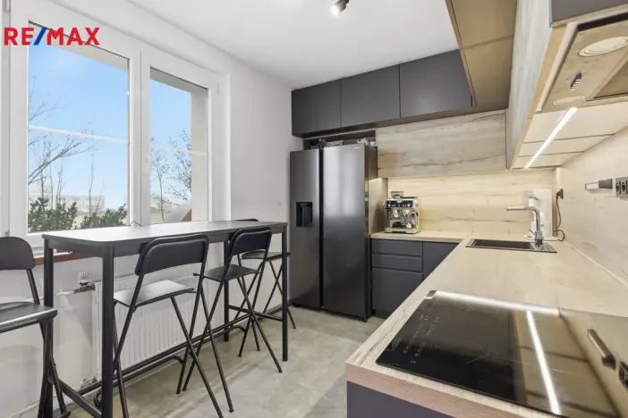 Prodej bytu 3+1, Otovice, K Panelárně, 83 m2