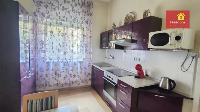 Pronájem bytu 2+1, Teplice, Lounská, 56 m2