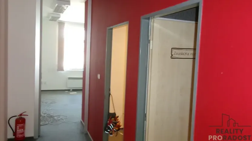 Pronájem kanceláře, Brno, Cejl, 267 m2