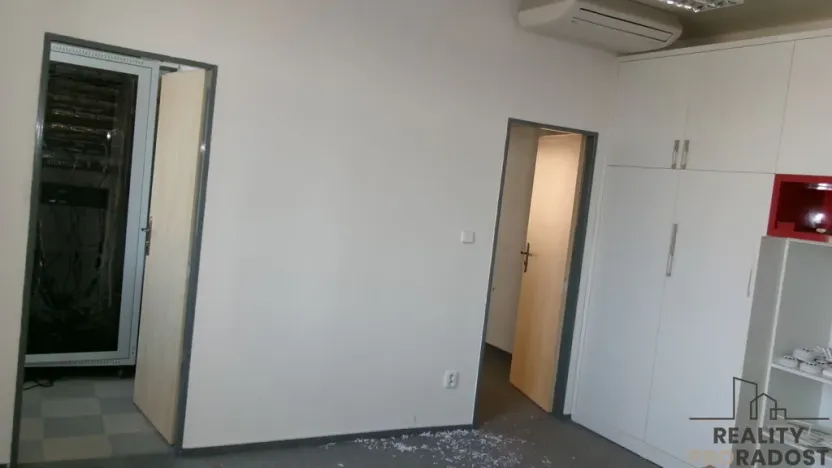 Pronájem kanceláře, Brno, Cejl, 267 m2