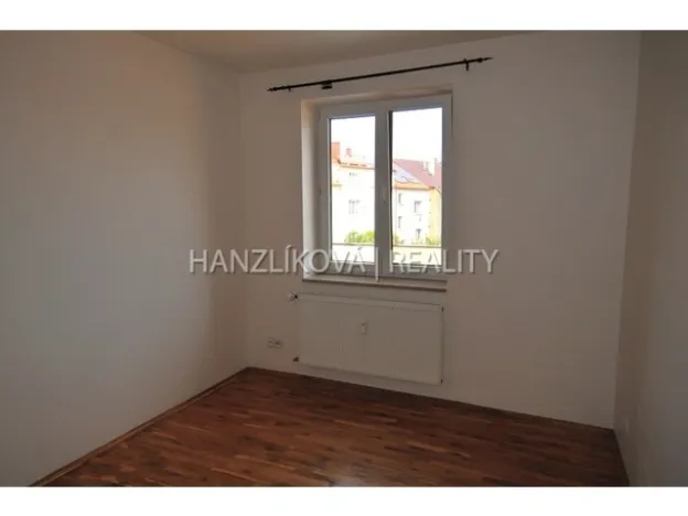 Pronájem bytu 2+kk, České Budějovice - České Budějovice 5, Dělnická, 35 m2