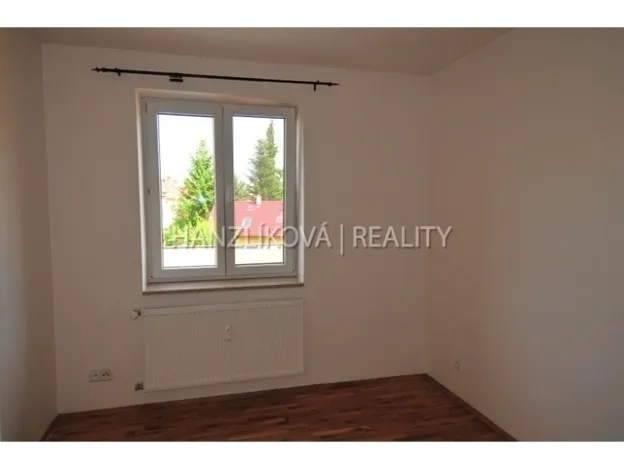 Pronájem bytu 2+kk, České Budějovice - České Budějovice 5, Dělnická, 35 m2