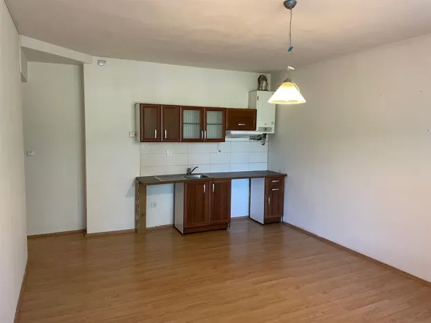 Pronájem bytu 1+kk, Aš, Chebská, 37 m2