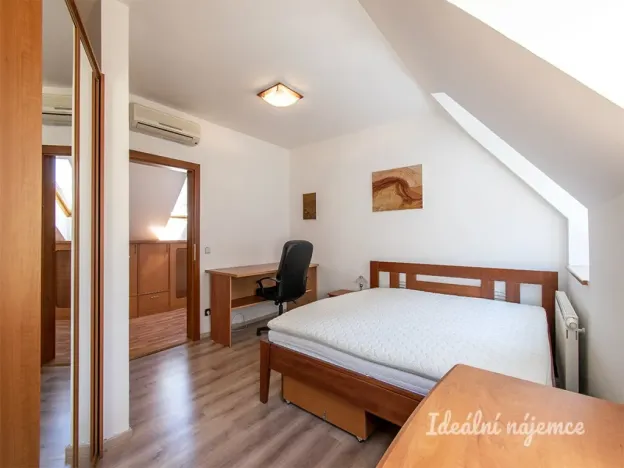 Pronájem bytu 4+kk, Praha - Michle, Magistrů, 128 m2