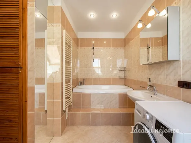 Pronájem bytu 4+kk, Praha - Michle, Magistrů, 128 m2