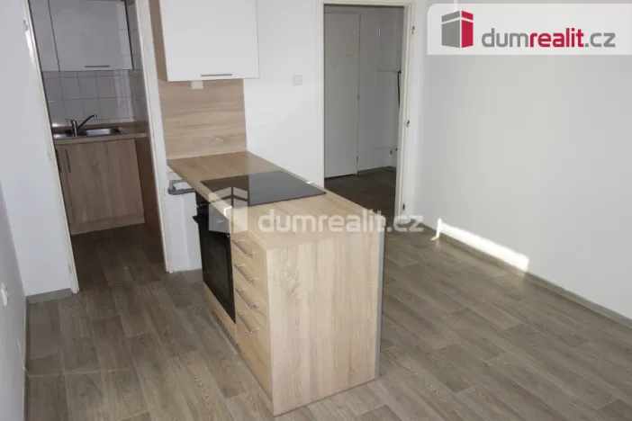 Pronájem bytu 2+kk, Břeclav, náměstí T. G. Masaryka, 38 m2