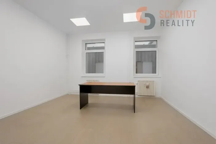 Pronájem kanceláře, Hodonín, Brněnská, 53 m2