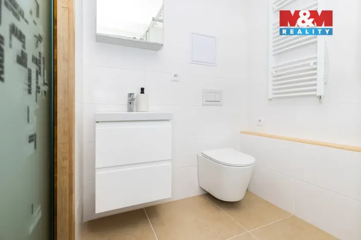 Pronájem bytu 1+1, Pardubice - Studánka, Josefa Janáčka, 32 m2