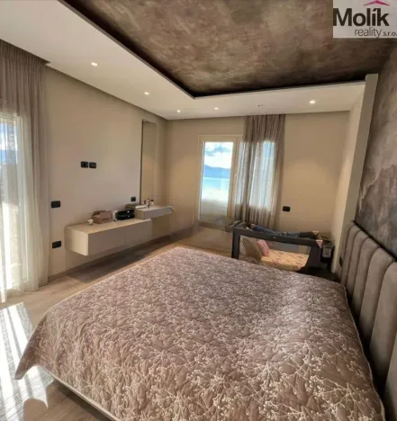 Prodej bytu 4+kk, Vlora, 204 m2