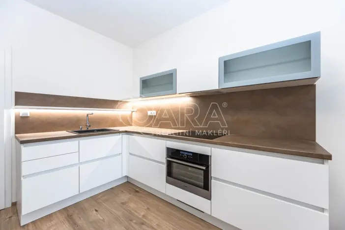 Pronájem bytu 1+kk, Chýně, Premonstrátů, 37 m2