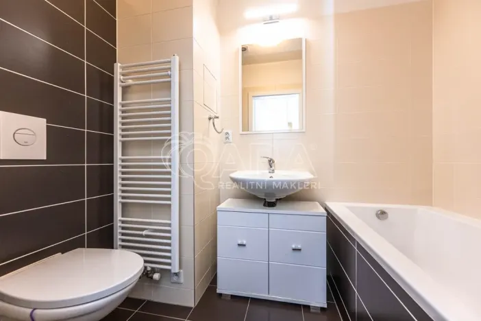 Pronájem bytu 1+kk, Chýně, Premonstrátů, 37 m2