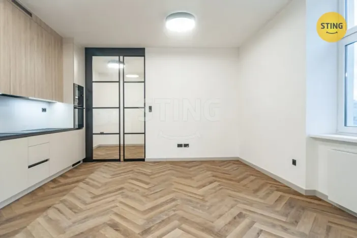 Pronájem bytu 3+kk, Ostrava, Nádražní, 64 m2