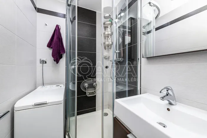 Prodej bytu 2+kk, Praha - Modřany, Daškova, 41 m2