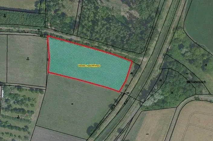 Prodej pole, Vestec, 7581 m2