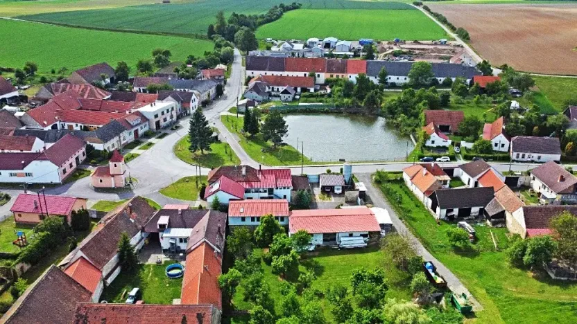 Prodej rodinného domu, Dešov, 1224 m2