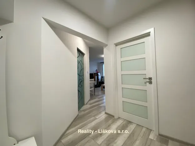 Pronájem bytu 2+kk, Ústí nad Labem - Krásné Březno, V Oblouku, 48 m2