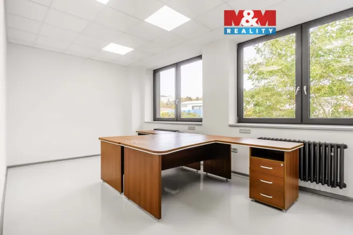 Pronájem kanceláře, Děčín - Děčín II-Nové Město, Benešovská, 320 m2