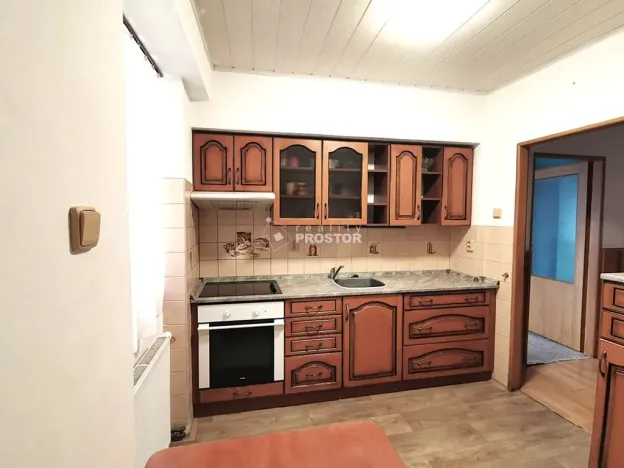 Prodej rodinného domu, Křinec, Dr. Chmelaře, 110 m2