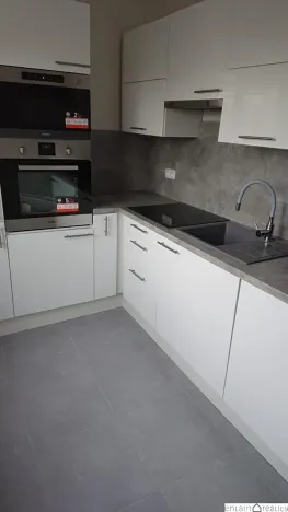 Pronájem bytu 2+1, Zlín, Milíčova, 60 m2