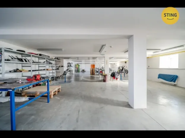 Pronájem skladu, Mankovice, 220 m2
