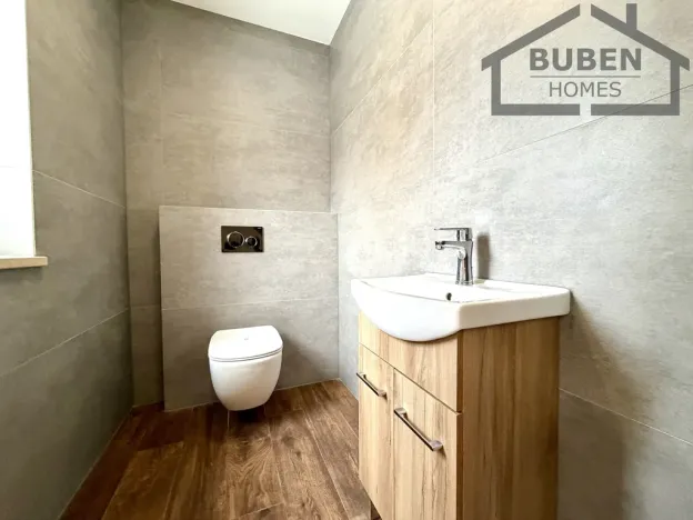 Pronájem rodinného domu, Dlouhý Újezd, 170 m2