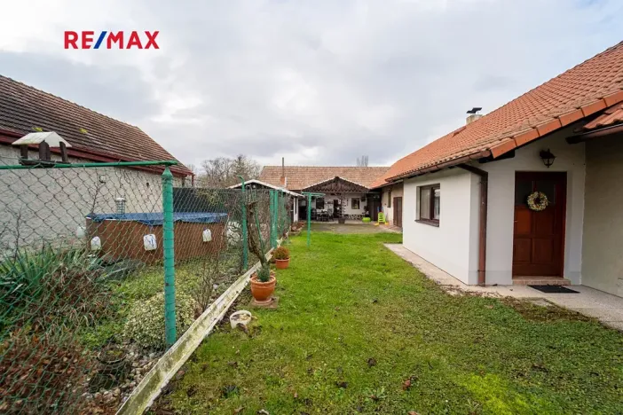 Prodej rodinného domu, Choťovice, 250 m2