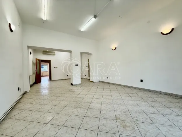 Pronájem obchodního prostoru, Nový Jičín, Dolní brána, 65 m2