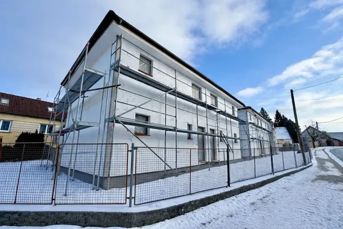 Prodej bytu 4+kk, Nevřeň, 95 m2