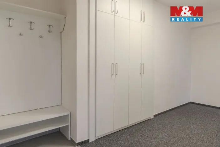 Pronájem bytu 3+1, Zlín - Mladcová, Mokrá II, 82 m2