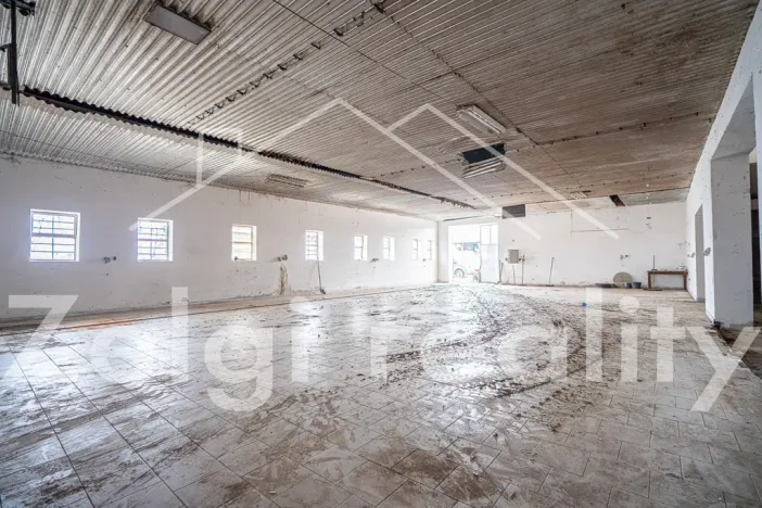 Pronájem výrobních prostor, Milotice, 550 m2