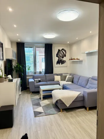 Pronájem bytu 2+1, Hradec Králové - Pražské Předměstí, U Koruny, 65 m2