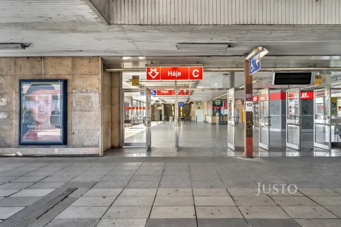 Pronájem bytu 3+1, Praha - Háje, Kosmická, 72 m2