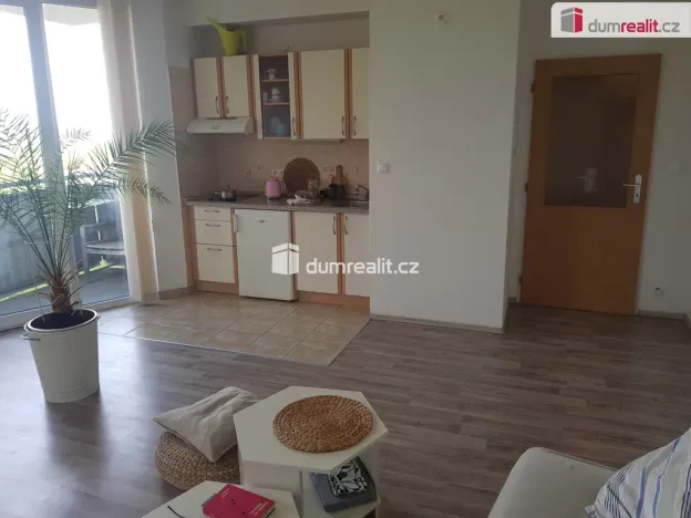 Pronájem bytu 2+kk, Praha - Letňany, Chotěšovská, 55 m2