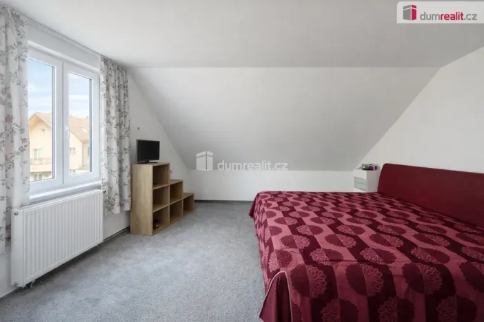 Prodej rodinného domu, Chabařovice - Roudníky, 380 m2