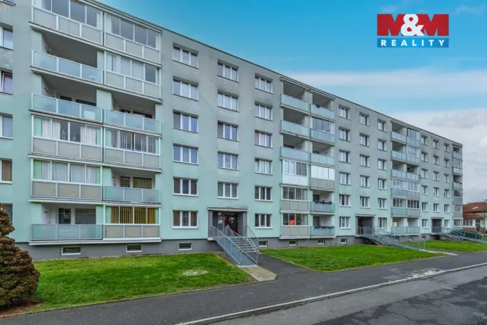 Prodej bytu 2+1, Kadaň, Na Podlesí, 68 m2