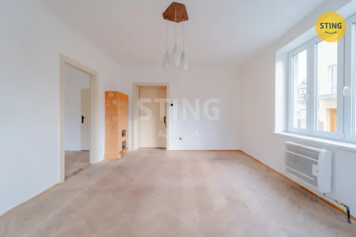 Prodej bytu 2+1, Opava, Hobzíkova, 68 m2