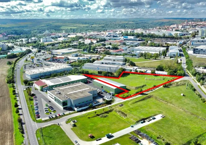 Prodej komerčního pozemku, Znojmo, Brněnská, 8898 m2